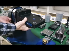 3つの軸線CNC Workholdingの据え付け品はクイック チェンジ パレット システムを締め金で止める