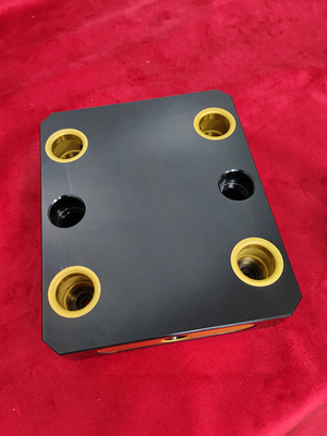 アルミニウム 5 軸クランプ 96mm 0.005mm クイック チェンジ クランプ 22KN
