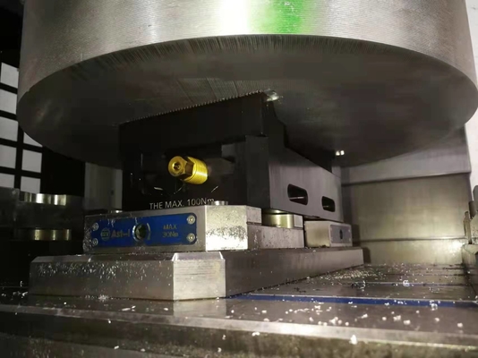 CNC回転テーブル セルフセンタリングバイス 130mm クランプ 本体幅 手動