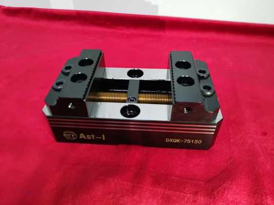 ライザー セルフ センタリング バイス リバーシブル ダブテール バイス ジョーズ 5軸CNCワーキング用