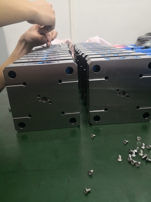 製粉クイック チェンジ フィクスチャ クランプ 4 穴ゼロ ポイント CNC 1.6Kg