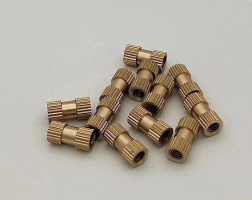 カスタマイズされたチタン鋼 CNC 加工部品 SS304 ネジ M2 M3 M4 M5