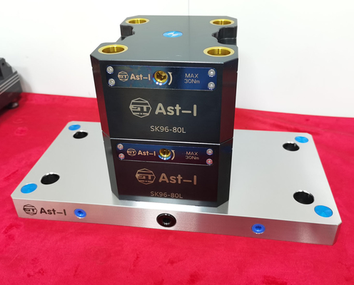 ASTは3/4/5の軸線CNCの働きのための鋼鉄軸線の据え付け品を堅くした