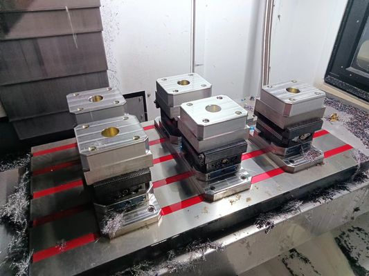 CNC回転テーブル セルフセンタリングバイス 130mm クランプ 本体幅 手動